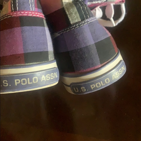 Shoes - Picture 5 of 5